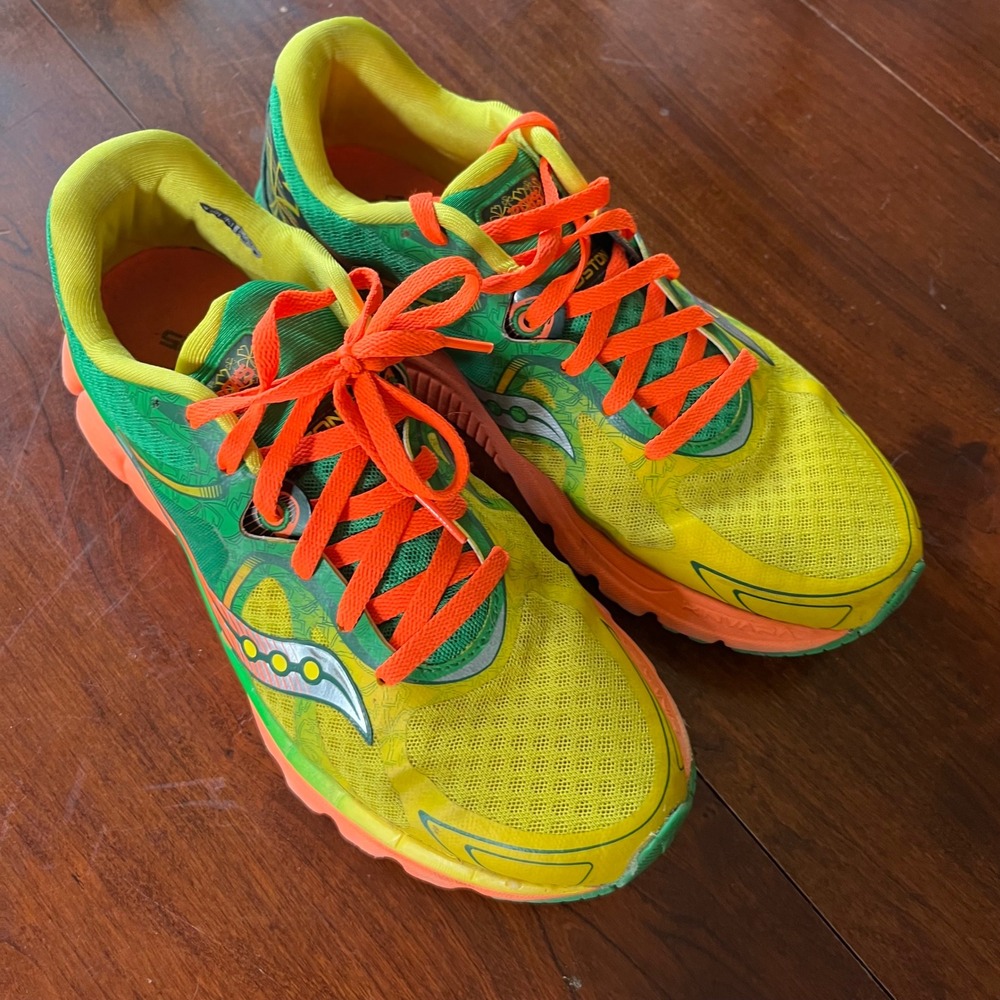 Saucony Kinvara 5 Boston‎ Marathon Running Shoes Green Yellow Orange Women's 11